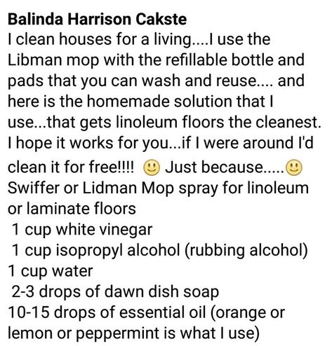 Cleaning Linoleum Floors, Linoleum Floor Cleaner, Floor Cleaner Recipes, Spring Cleaning Organization, Diy Cleaning Products Recipes, Homemade Cleaners, Easy Cleaning Hacks, Apartment Cleaning, Diy Cleaning Solution