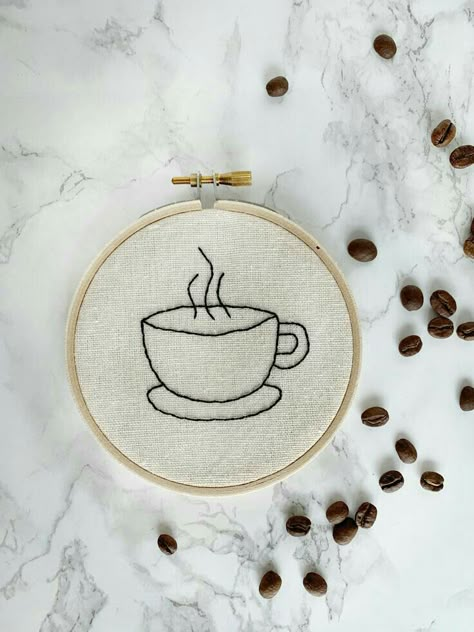 Coffee Cup Embroidery, Cup Embroidery, Diy Embroidery Designs, Simple Embroidery Designs, Hand Embroidery Videos, Diy Embroidery Patterns, Pola Kristik, Hand Embroidery Projects, Embroidery Flowers Pattern