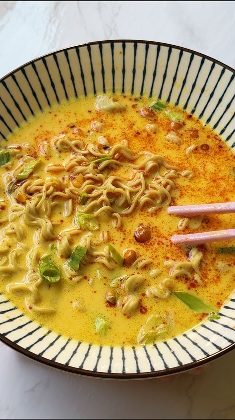 Viral Kewpie Mayo Ramen Hack - immi What To Do With Kewpie Mayo, Kewpie Ramen, Recipes With Kewpie Mayo, Kewpie Mayo Ramen, Kewpie Mayo Recipe, Mayo Ramen, Ramen Hacks, Ramen Toppings, Cup Ramen