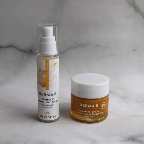 DERMA E Vitamin C Concentrated Serum and Instant Radiant Citrus Facial Peel Derma E Vitamin C Serum, Derma E, Dark Circle, Giorgio Armani Beauty, Facial Peel, Bridal Makeup Wedding, Hyaluronic Acid Serum, Vitamin C Serum, Green Tea Extract