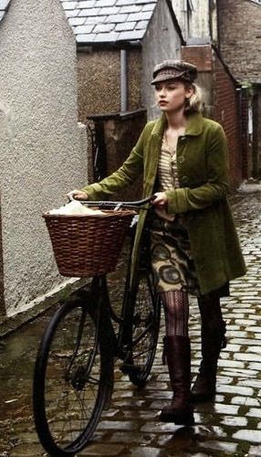 Tweed Run, Vintage Cycles, Cycle Chic, Riding A Bike, I Want To Ride My Bicycle, Bicycle Girl, Bike Style, Vestidos Vintage, Mode Vintage