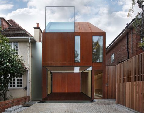 Cor-Ten House in Putney Uk Architecture, Roof Extension, Conceptual Architecture, Weathering Steel, Building Contractors, The Modern House, Glass Box, Steel House, City House