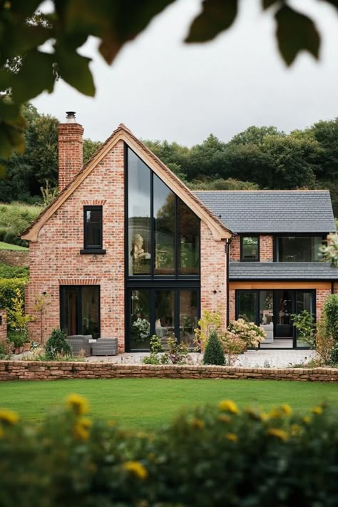 Modern English Cottage, England House, Brick Cottage, Home Bathroom Ideas, Fall House, Bloxburg Modern, English Cottages, House Bloxburg, Cottage Exterior