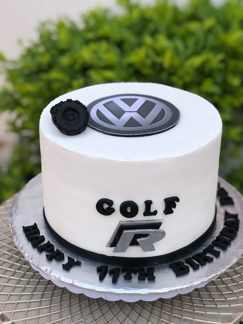 Vw Cakes For Men, Volkswagen Cake, Car Cakes For Men, Cars Cake Design, Golf Birthday Cakes, Cake Design For Men, Croatia Flag, Cake For Boyfriend, 25th Birthday Cakes