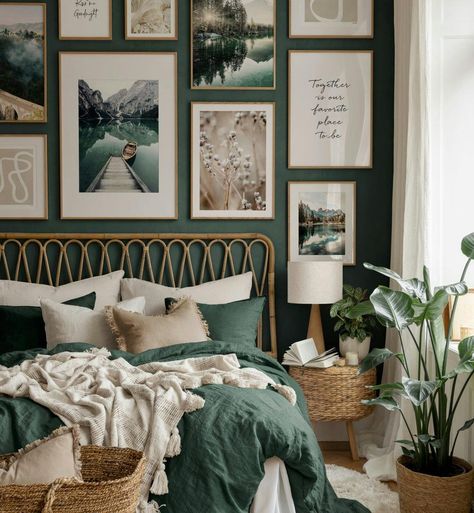 Green Witch Bedroom, Travel Inspired Bedroom, Nature Bedroom Aesthetic, Wall Landscape, Design Ložnic, Gallery Wall Bedroom, Wall Inspiration, Serene Nature, Gallery Wall Inspiration