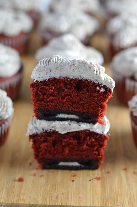 Red Velvet Oreo Cupcakes with Oreo Frosting | A Taste of Madness Ground Beef Potato Casserole, Cookies And Cream Frosting, Oreo Frosting, Red Velvet Oreo, Cocoa Powder Cookies, Whipped Cream Cheese Frosting, Oreo Buttercream, Cookies And Cream Cake, Oreo Cupcakes