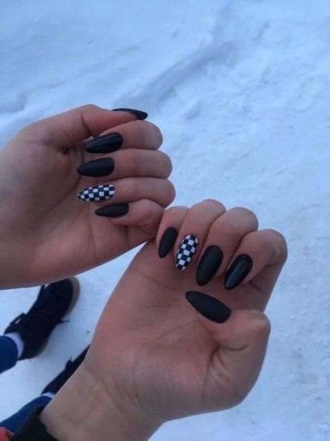 Black N White Nail Art, Black And White Checkerboard Nails, Nail Art Checkerboard, Black Checkerboard Nails, Checkerboard Nail Art, Nails Checkerboard, Checkerboard Nails, Checkered Nails, French Pedicure