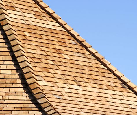 Cedar Shake Shingles, Cedar Shake Roof, Cedar Shingle Roof, Shake Shingle, Shingle House, Cedar Shake, Shake Roof, Cedar Roof, Roofing Options