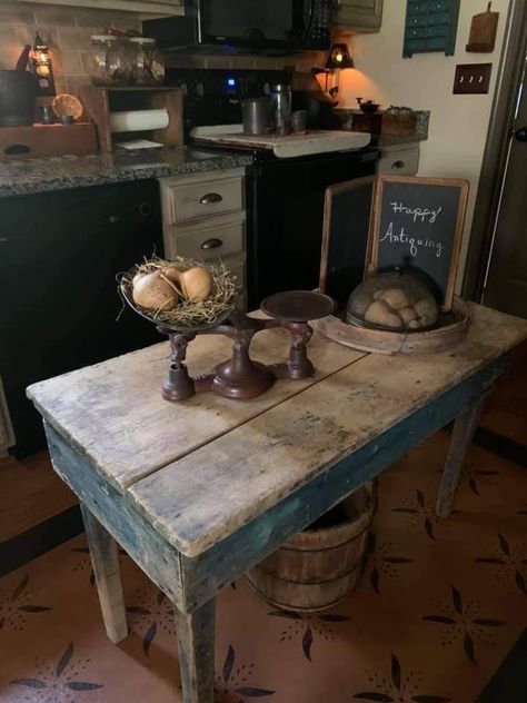 Primitive Couch, Prim Kitchen, Primitive Table, Microwave Shelf, Colonial Kitchen, Country Sampler, Cottage Charm, Harvest Table, Primitive Kitchen