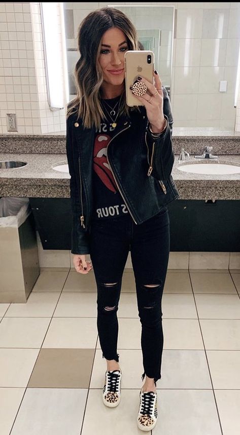 Rocker Girl Outfits, Rocker Chic Outfit, Concerts Outfits, Concert Outfit Rock, Rocker Chic Style, Concert Style, Concert Attire, Rocker Outfit, Casual Edgy