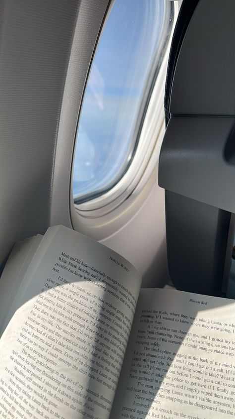 An open book in the view of an airplane window #books #plane #aesthetic #summer Air Plain Wallpaper, Traveling Aesthetic Plane, Airplane Window View Aesthetic, Plane Photo Ideas, Aesthetic Plane Pictures, Air Plane Aesthetic, Flight Window Pics, Plane View Aesthetic, Airplane View Aesthetic