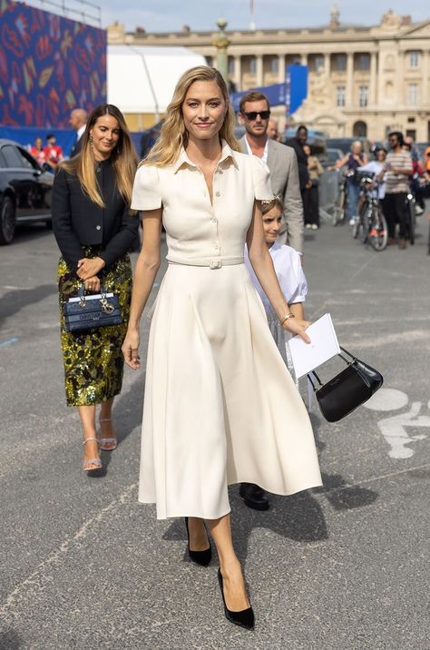 Beatrice Borromeo Attends Christian Dior Womenswear Spring/Summer 2024 in Paris — Royal Portraits Gallery Beatrice Borromeo, Royal Portraits, Dior Dress, Self Portrait Dress, Royal Outfits, Dior Fashion, Spring Summer 2024, Outfits Winter, Feminine Outfit