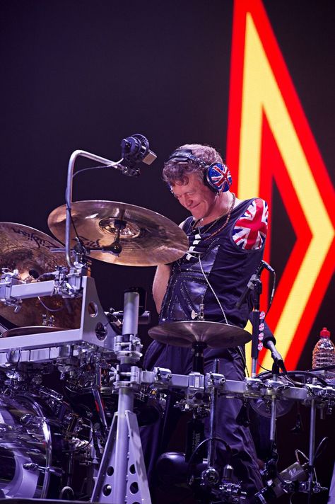 Rick Allen Def Leppard Drummer, Rick Allen Drummer, Ross Halfin, Def Leppard Band, Thunder God, Phil Collen, Rick Savage, Joe Elliott, Pet Shop Boys