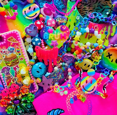 A combination of all items i own, some made by me others purchaed from artists Decora Aesthetic, Kid Core Aesthetic, Eyestrain Art, Harajuku Decora, Kidcore Aesthetic, Scene Core, Dreamcore Weirdcore, Rainbow Aesthetic, Scene Kids