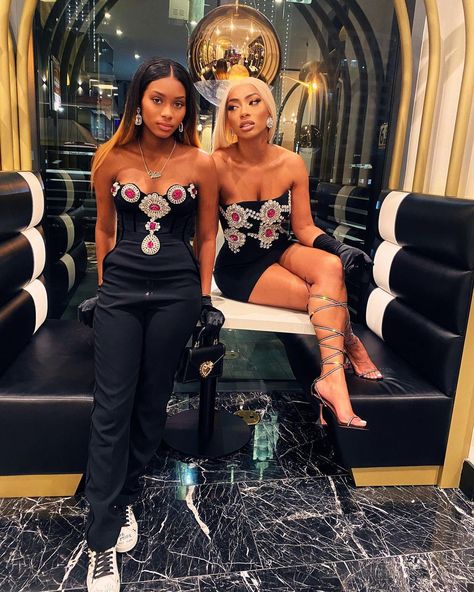 Tommie on Instagram: ““And I’ll do anything necessary for her, so dont let the necessary occur yep”#HappyNewyearyall #davidkoma #awgexaminamuaddi” Jumpsuit With Corset, Crystal Corset, Corset Jumpsuit, Bandage Jumpsuits, Cocktail Wear, Performance Dresses, Jumpsuit Elegant, Strapless Jumpsuit, Jumpsuit Party