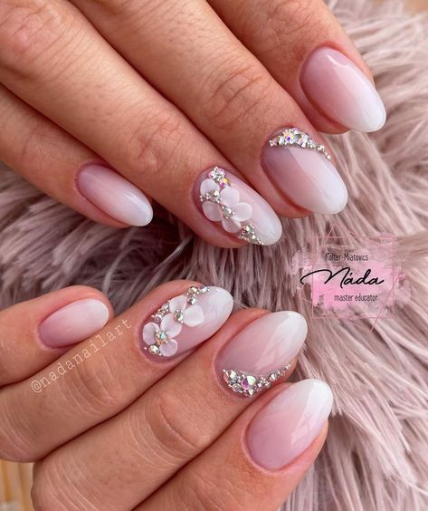 Engement Nails, Bridal Rhinestone Nails, Nails For Bride Wedding Day Indian, Bridal Indian Nails, Bridal Nails Light Pink, Bridal Nails With Stones, Extravagant Wedding Nails For Bride, Bridal Nails Wedding Elegant White Pink, Bridal Pink Nails