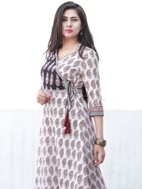 Angrakha Neck Designs For Kurtis, Bagh Print Anarkali Frock, Angrakha Straight Kurti Designs, Angrakha Pattern Kurtis, Angrakha Style Kurti Anarkali Suits, Bagh Print Dresses, Angrakha Style Kurti Cotton, Angrakha Blouse Design, Angrakha Style Kurti Straight