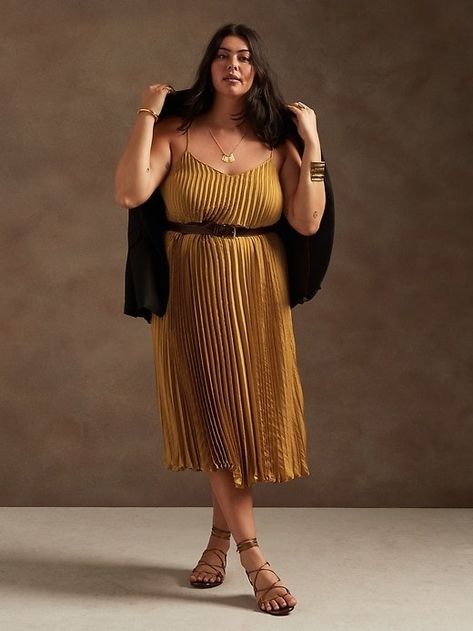 A satin pleated midi dress you'll want to twirl in basically all day and honestly, I can't blame you. Mustard Yellow Dresses, Banana Republic Women, Pleated Midi Dress, Lovely Clothes, Flutter Sleeve Dress, Banana Republic Dress, Midi Length Dress, Flowy Dress, Gold Dress