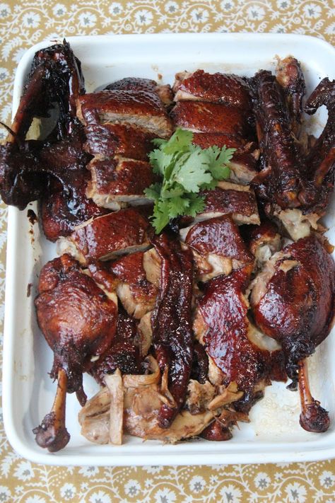 Braised Duck Recipes, Japanese Duck Recipe, Entertaining Meals, Roasted Duck Recipes, Duck Curry, Duck Breast Recipe, Goose Recipes, Braised Duck, Local Recipes