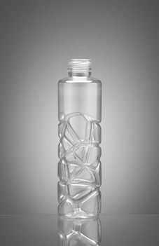 500ml Bottle Design, Plastic Bottle Design Packaging, Pet Bottle Design, Bottle Design Ideas, Plastic Bottle Design, Mineral Water Bottle, Bottle Design Packaging, Juice Packaging, Perfume Bottle Design