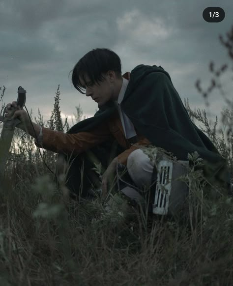 Aot Aesthetic, Levi Erwin, Levi Ackerman Hot, Titan Cosplay, Aot Cosplay, Levi Cosplay, Cosplay Photoshoot, Levi And Erwin, Attack On Titan Aesthetic