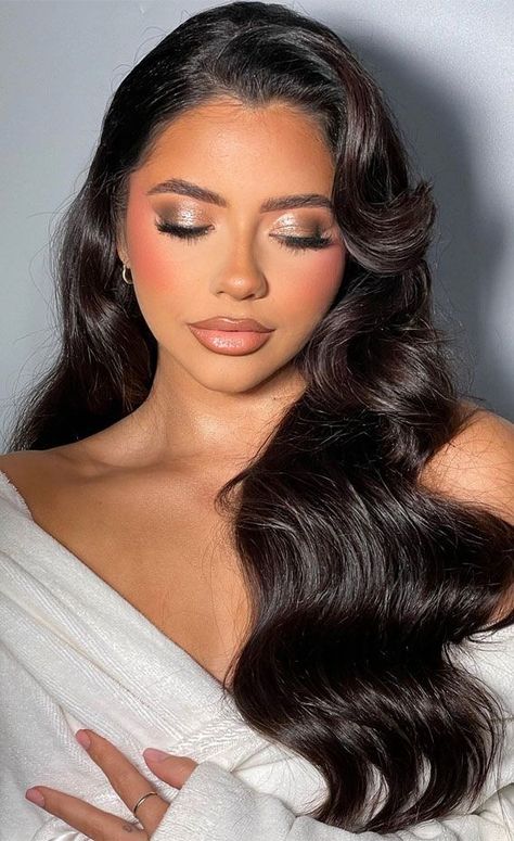 Soft Makeup Inspirations for Special Moments : Hollywood Glam #makeuptutorial #makeup #beauty #макияж #eyemakeup #подводка Bridesmaid Makeup Soft Glam, Latina Bridal Makeup, Full Glam Bridal Makeup, Makeup Ethereal, Makeup For Women Over 50, Makeup Ideas Looks, Elegance Makeup, Occasion Makeup, Pageant Makeup