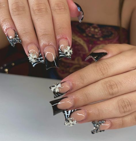 so cuteeee zebra duckies 🦓 . . . . . #elpasonailtech #nailtech #ducknails Fly Nails, Duck Nails, Nail Tech, Nails, Quick Saves