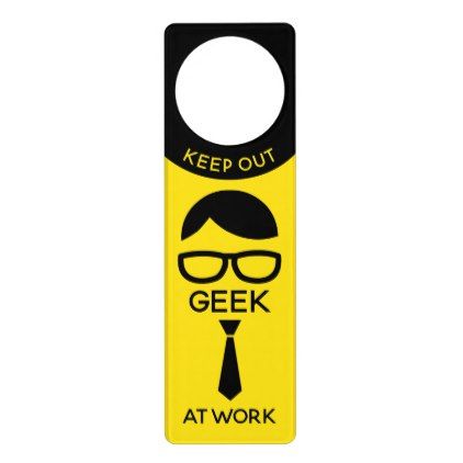 Do Not Disturb Door Hanger, Geek Diy, Door Poster, Hanger Home, Keep Out, Geek Humor, Do Not Disturb, Diy Door, Porch Signs