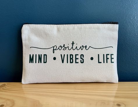 Teacup Designs, Makeup Bag Quote, Diy Pouch Bag, Silhouette Cameo Projects Vinyl, Quote Accessories, Throw Pillow Inspiration, Pouch Ideas, Small Canvas Bags, Sew Projects