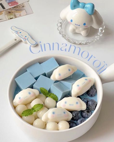 Cinnamoroll Cafe, Mini Patisserie, Kawaii Cooking, Cute Snacks, Cute Food Art, Blue Food, Yummy Comfort Food, Follow Back, Food Drinks Dessert