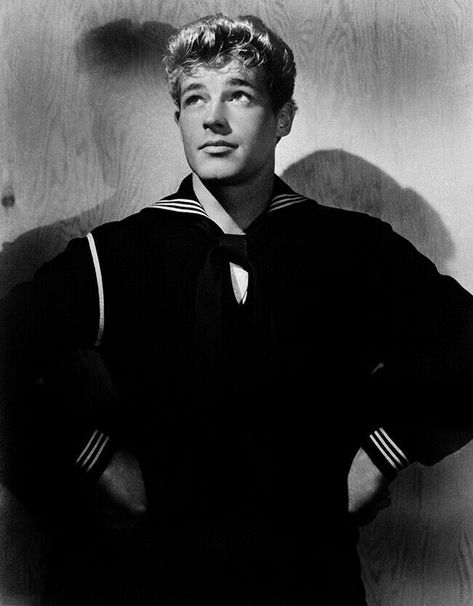 Guy Madison, Tony Curtis, Hollywood Men, Old Hollywood Stars, Handsome Actors, Hollywood Actor, Actor Model, Celebrity Hairstyles, Hollywood Stars