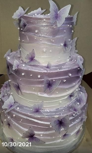 Tort Hello Kitty, Things To Buy At Costco, Purple Butterfly Cake, Purple Sweet 16, Quince Cakes, Quince Themes, Purple Cakes Birthday, Butterfly Birthday Cakes, Sweet Sixteen Birthday Party Ideas