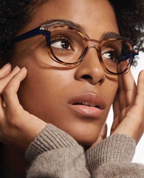 Warby Parker Glasses Women, Warby Parker Glasses, Glasses Inspo, Eyewear Photography, Glasses Ideas, Glasses Fashion Women, Cool Glasses, Cute Glasses, Warby Parker