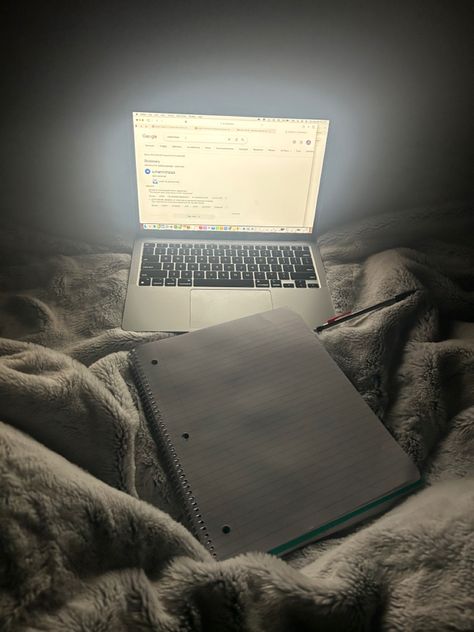 Grind Don’t Stop College Homework Aesthetic, Computer Homework Aesthetic, Homework In Bed Aesthetic, On The Grind Aesthetic, Working From Laptop Aesthetic, Homework Aesthetic Night, Doing Homework Aesthetic, Doing Homework Aesthetic Night, Late Night Computer Aesthetic