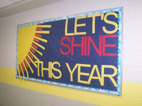 Classroom Assignment Board, Sun Bulletin Boards, Star Themed Classroom, School Wide Themes, Kindergarten Bulletin Boards, Classroom Library Organization, School Icebreakers, Class Bulletin Boards, Bulletin Boards Theme