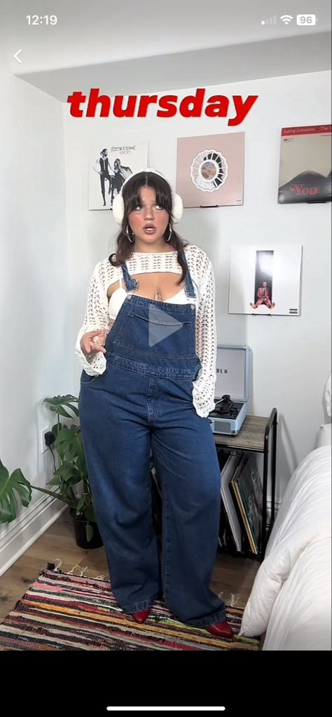 Plus Size Overalls Outfit, Y2k Outfits Plus Size, Overalls Outfit Aesthetic, Thrift Outfits Ideas, Midsize Outfits, Overall Outfit, Overalls Outfit, Thrifted Outfits, Swaggy Outfits