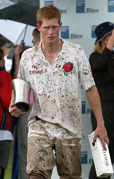 Young Prince Harry, Prince Harry Pictures, Psychic Predictions, Prince Harry Photos, Redhead Men, Old Prince, Royal British Legion, Prins Harry, Prince Harry And Megan