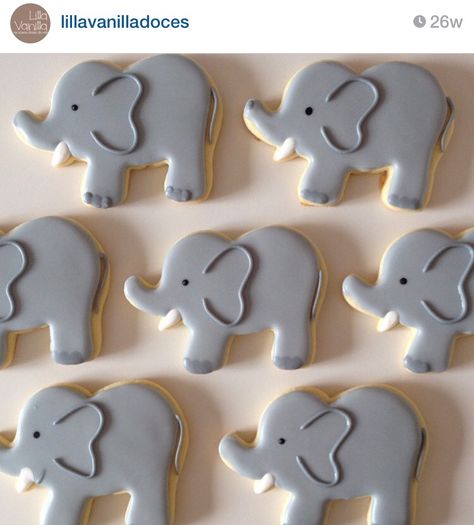 Elephant Cookies Royal Icing, Elephant Shaped Food, Decorated Elephant Cookies, Elephant Cookies Decorated, Elephant Sugar Cookies, Jungle Cookies, Elephant Cookie, Safari Cookies, Elephant Cookies