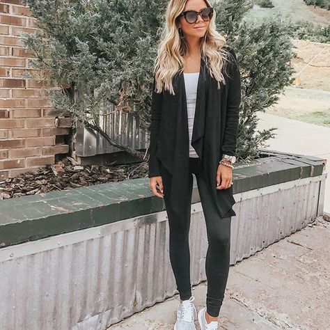 Keeping it simple🗝️️ On the blog I'm sharing this look + activewear pieces I'm currently loving! 🖤🖤🖤 @liketoknow.it http://liketk.it/2wBQ5  #liketkit    #Regram via @dthompsy Destiny Thompson, Nordstrom Sale, Keeping It Simple, Nordstrom Anniversary Sale, Cowgirl Hats, Keep It Simple, Anniversary Sale, Destiny, Athleisure