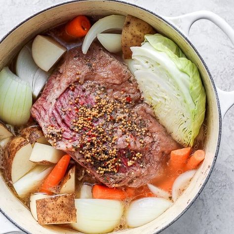 Corned Beef and Cabbage - your classic boiled dinner for St. Patrick's Day! A tried and true, go-to recipe that we have been making for decades! #stpatricksdayrecipe #cornedbeefandcabbage #cornedbeefandcabbagerecipe #howtomakecornedbeefandcabbage #cornedbeefandcabbageeasy Oven Corned Beef, Dutch Oven Corned Beef, Ham And Cabbage Soup, Corned Beef And Cabbage Recipe, Beef And Cabbage Recipe, Wooden Skillet, Main Entree Recipes, Boiled Dinner, Cooking Corned Beef