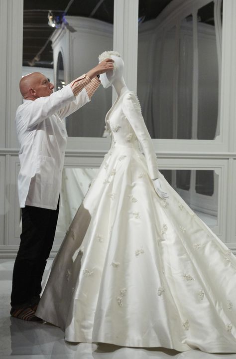 Miranda Kerr’s Dior wedding dress just landed at the National Gallery of Victoria Dior Wedding Dress, Dior Wedding Dresses, Dior Wedding, House Of Dior, Crystal Wedding Dress, Silver Cocktail Dress, Kampot, Weddings By Color, National Gallery