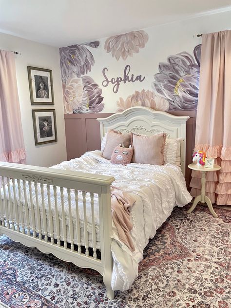 Mauve, Purple and pink floral ballerina room Purple Toddler Bedroom, Purple Toddler Room, Pink Toddler Rooms, Purple Kids Room, Pink Construction, Purple Girls Bedroom, Purple Girls Room, Ballerina Room, Pink Bedroom For Girls