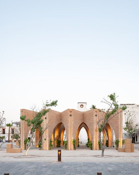 Arch Architecture, Mosque Architecture, Brick Architecture, Architecture Inspiration, Garden Pictures, Traditional Architecture, Facade Architecture, Islamic Architecture, Facade Design