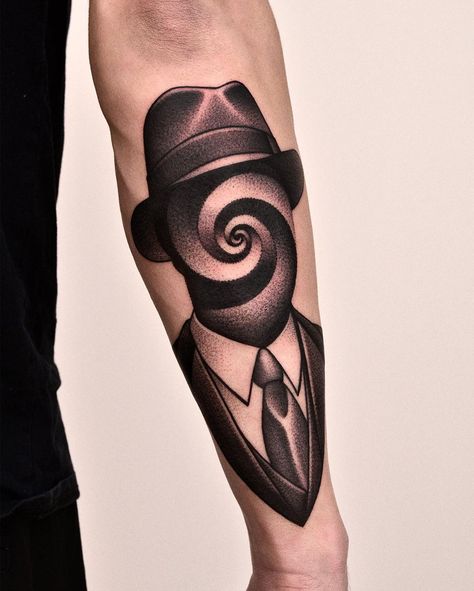 Kamil Czapiga on Instagram: “Hypnosis 🔮 #hypnosis #surrealism #surrealportrait #surrealtattoo #dotworktattoo #blacktattoo #geometrictattoo #blackwork #trippy…” Tattoo Art Drawings Sketches, Octopus Tattoo Sleeve, Luck Tattoo, Tattoo Apprenticeship, Surreal Tattoo, Circle Tattoos, Graffiti Tattoo, Quality Tattoo, Surreal Portrait