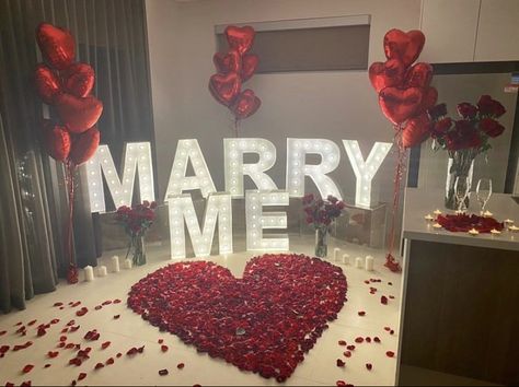 #proposal #weddingproposal #marryme #proposalinspiration #romanticproposal #marriageproposal #proposalideas #decor Engagement Room Decoration, Proposal Set Up Ideas At Home, Be Mine Proposal, Will You Marry Me Decorations, Romantic Proposal Ideas At Home, Proposal Decorations Indoor, Marry Me Decor, Marry Me Ideas Proposals, Marry Me Decorations