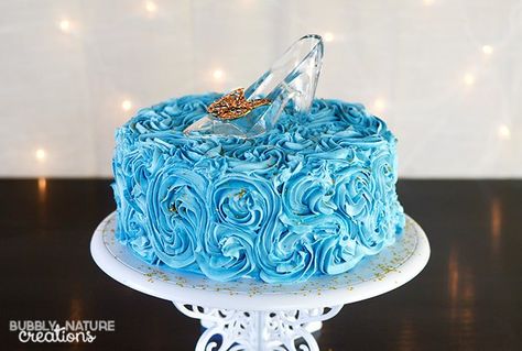 Cinderella Party Cake, Cinderella Birthday Cake, Disney Frozen Cake, Cinderella Birthday Party, Disney Birthday Cakes, Disney Recipes, Cinderella Cake, Elsa Birthday, Cinderella Party