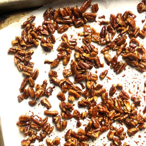 Quick Candied Pecans - Mobile Soul Eats Pecan Salad, Waffle Toppings, Salad Toppings, Yogurt Bowl, Winter Salad, Candied Nuts, Candied Pecans, Baking Mat, Delicious Dishes