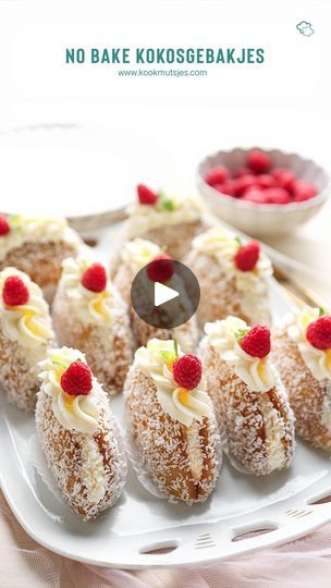 Dolci Finger Food, Raspberry No Bake Cheesecake, Ramadan Desserts, Cake Biscuit, Lemon Coconut, Bake Cheesecake, Small Desserts, Small Cake, No Bake Cheesecake