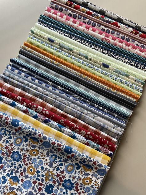 Wensleydale Quilt, Jen Kingwell, Quilts Ideas, Craft Lovers, Fabric Projects, Quilt Kits, Quilting Crafts, Mecca, Quilt Ideas