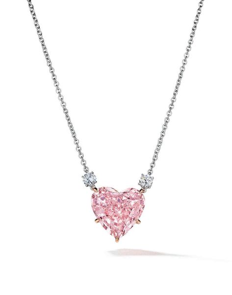 Rare 15.56 carats VS1 Type IIa Fancy intense pink heart modified brilliant-cut diamond and diamond necklace Luxury Heart Necklace, Pink Diamond Pendant Necklace, Rare Necklaces, Fancy Diamond Necklace, Pink Diamond Bracelet, Diamond Heart Jewelry, Pink Diamond Necklace, Italian Glam, Heart Diamond Necklace